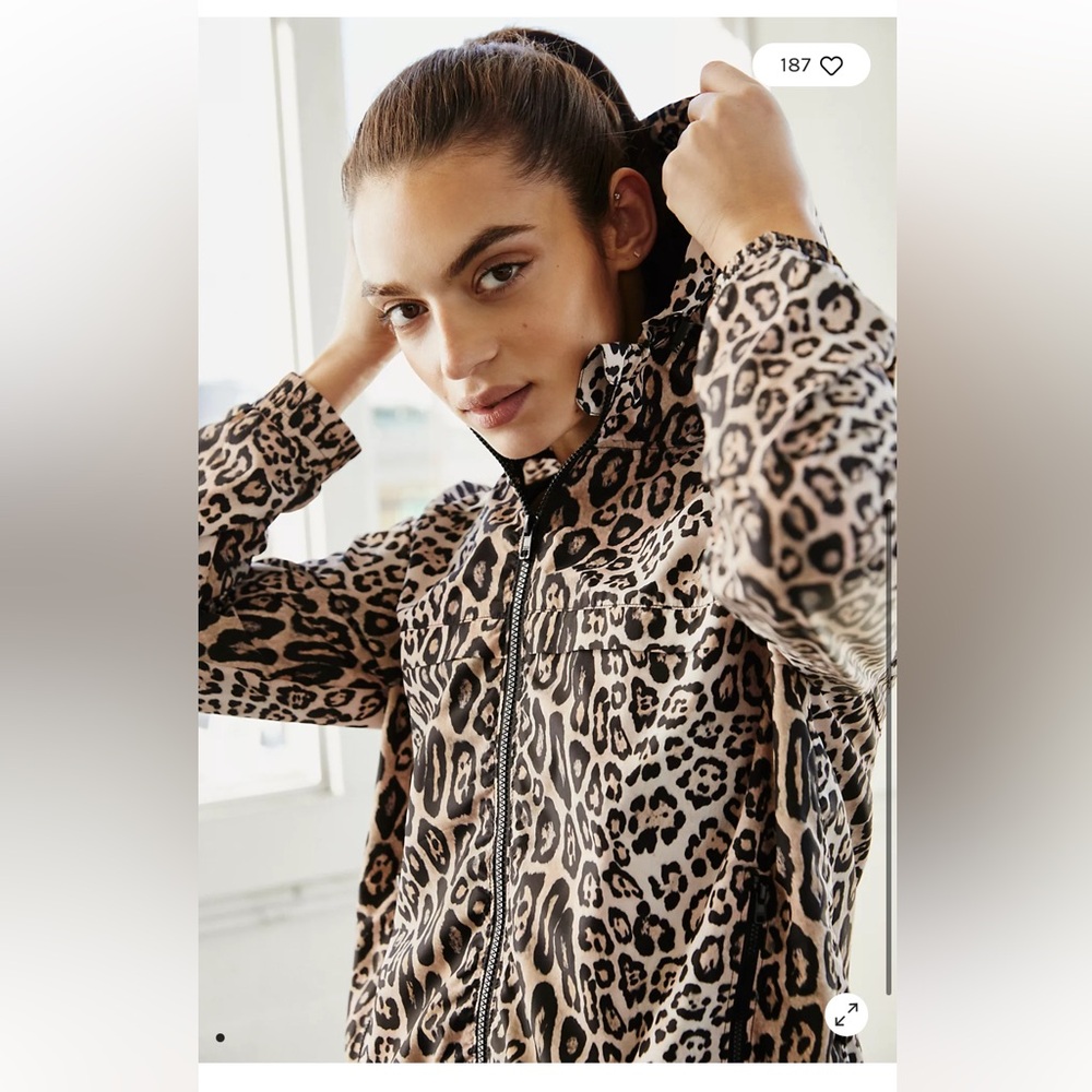 Onzie Free People Movement Leopard printed jacket